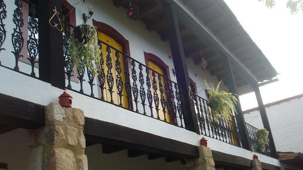 Pousada Solar Do Algarve Em Paraty Ha 5 Minutos Do Centro Historico Exterior foto